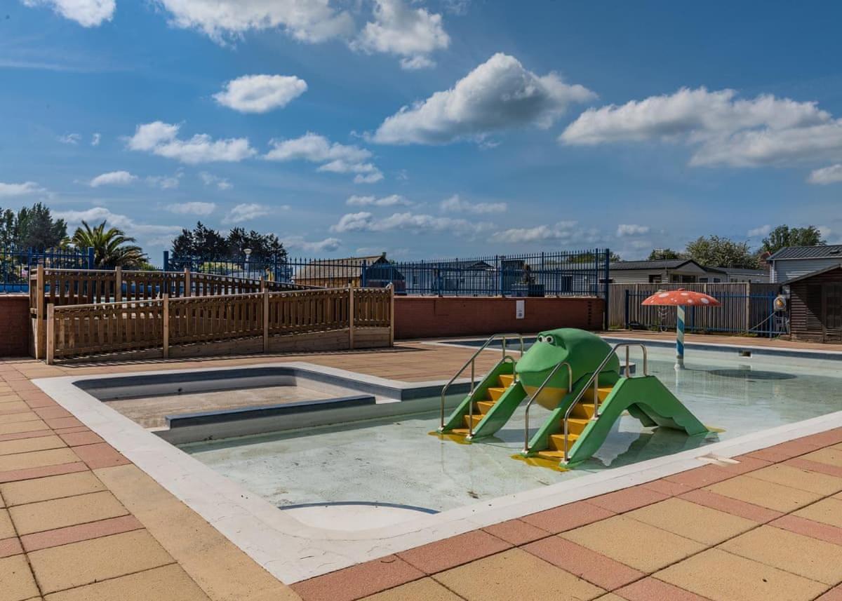 Riverside Caravan Holiday Park ボグナー・リージス エクステリア 写真